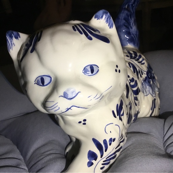 Vintage Delft Holland Blue and White  Porcelain 7.5” Cat Hand Painted - Picture 2 of 10